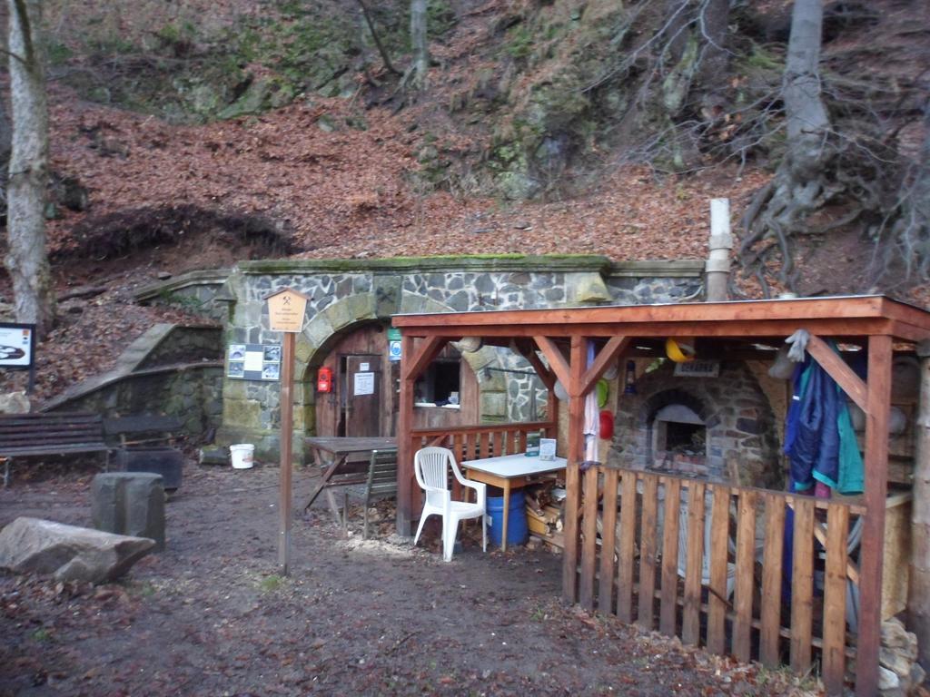 Pension Mikulka Mikulov v Krusnych Horach Εξωτερικό φωτογραφία