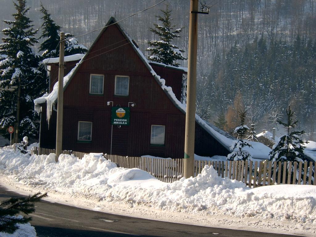 Pension Mikulka Mikulov v Krusnych Horach Εξωτερικό φωτογραφία
